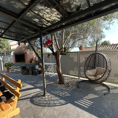 Appartamento Ground Floor With Parking Erny *