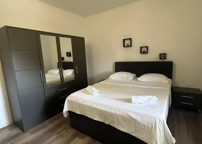 Ground Floor With Parking Erny Pola